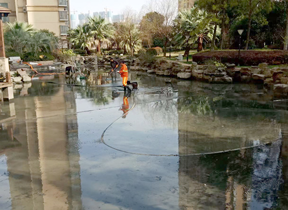 丛台景观池淤泥清理